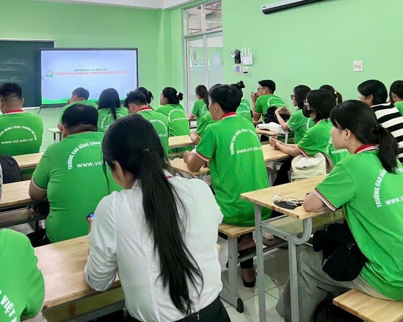 Học Công Nghệ Thông Tin Tại Cần Thơ 2026 | VCI