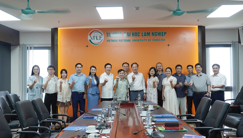 Trường Cao đẳng Công thương Việt Nam và Trường Đại học Lâm nghiệp thống nhất chương trình hợp tác đào tạo và phát triển nguồn nhân lực
