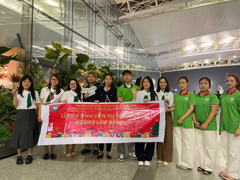 VCI TIỄN SINH VIÊN NGÀNH LÀM BÁNH SANG ĐỨC DU HỌC VÀ LÀM VIỆC THÀNH CÔNG