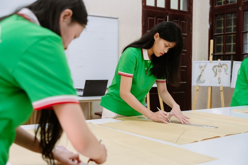 May thời trang